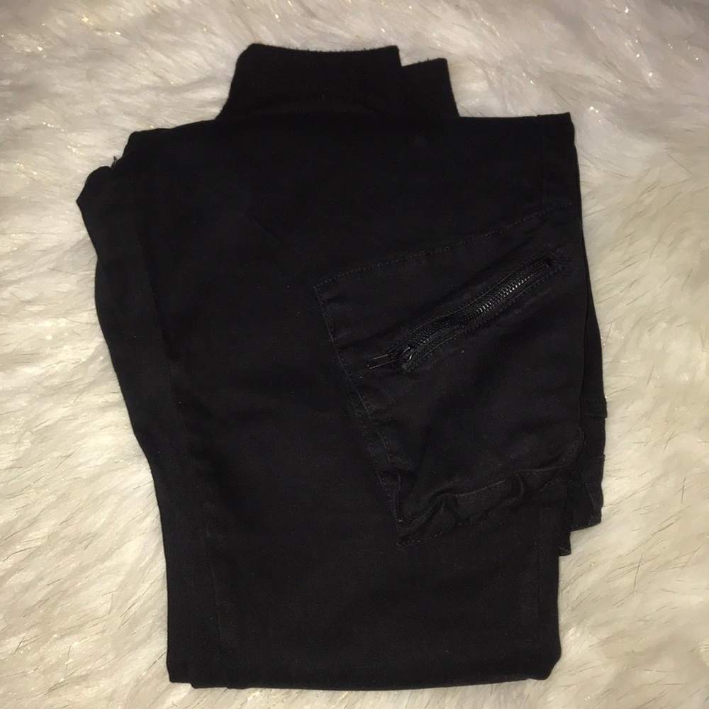 Fashion Nova plus size stretch cargo style denim